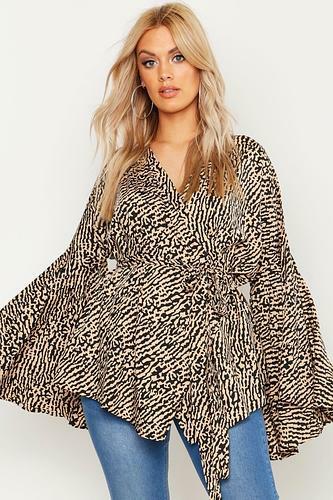 PLUS PRINTED EXTREME SLEEVE WRAP TOP uk22/us18